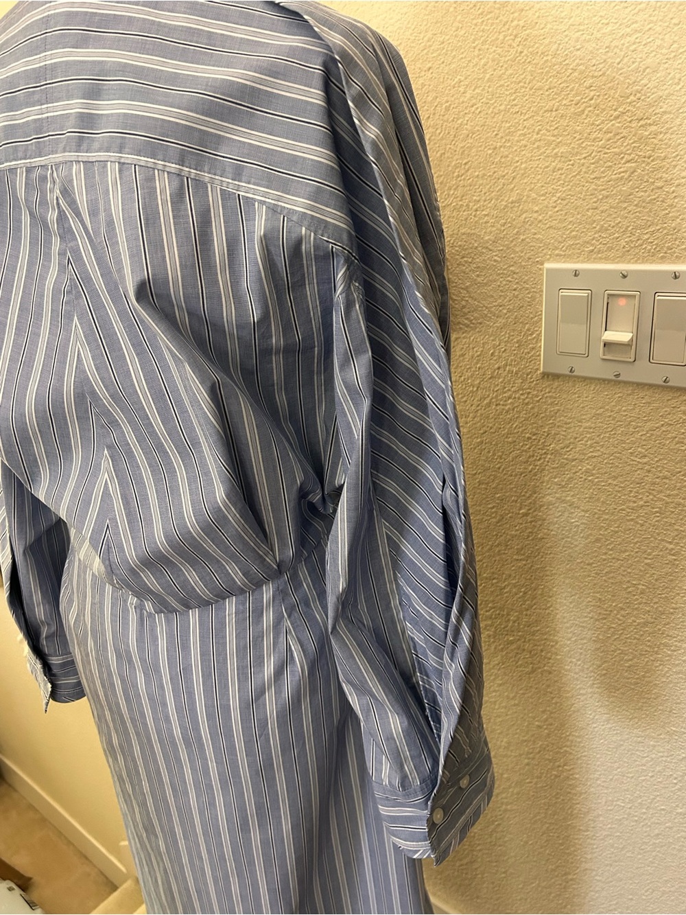 COS Pinstriped Cotton Midi Shirt Dress Blue White
Stripe - Women's US 10 / EU 42 - Picture 9 of 16